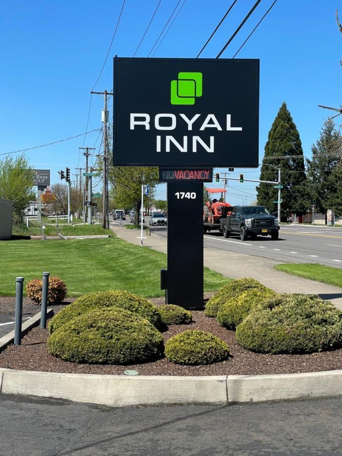 Royal Inn Eugene- Airport Exterior photo